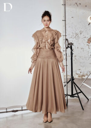 Look 17 - Scene Stealers