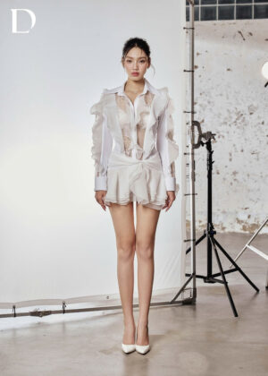 Look 18 - Scene Stealers