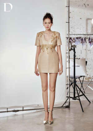 Look 23 - Scene Stealers